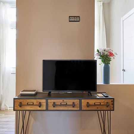 Bebarceloner Sants Apartments - 2 Bedrooms Exterior photo