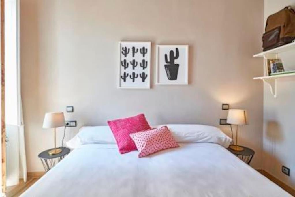 Bebarceloner Sants Apartments - 2 Bedrooms Exterior photo