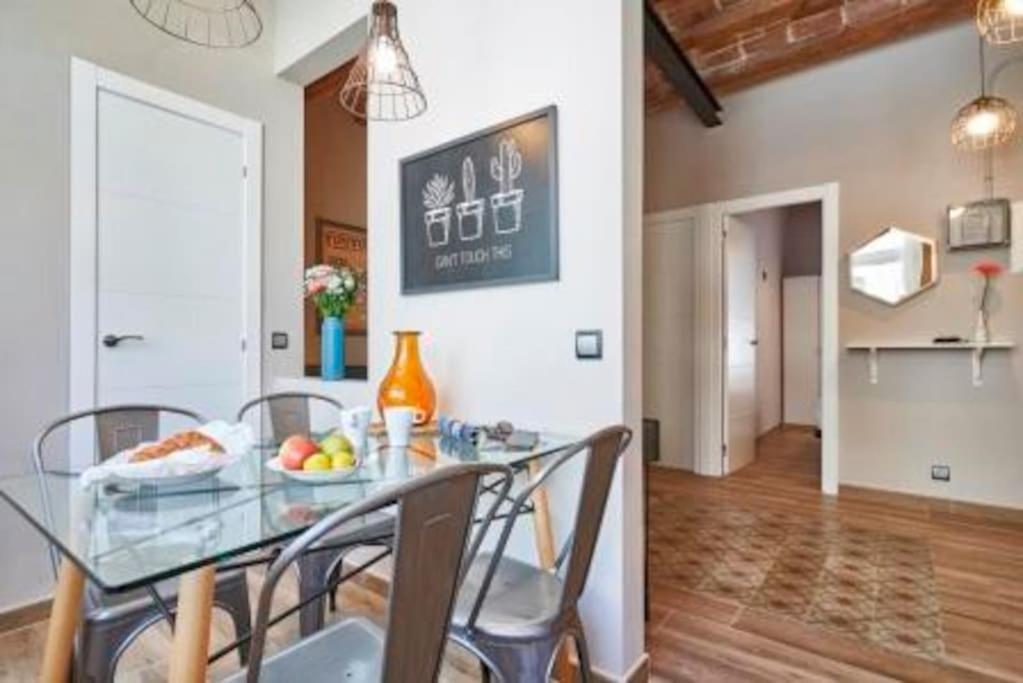 Bebarceloner Sants Apartments - 2 Bedrooms Exterior photo